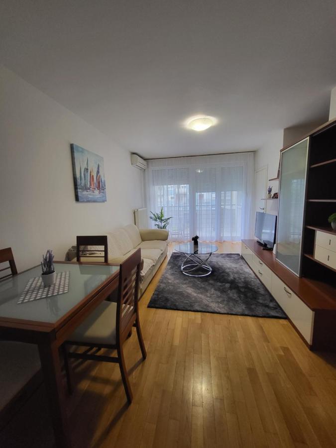 Apartment Tonci Vrbani Zagreb Luaran gambar