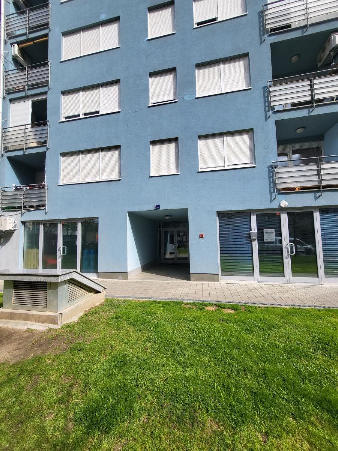 Apartment Tonci Vrbani Zagreb Luaran gambar